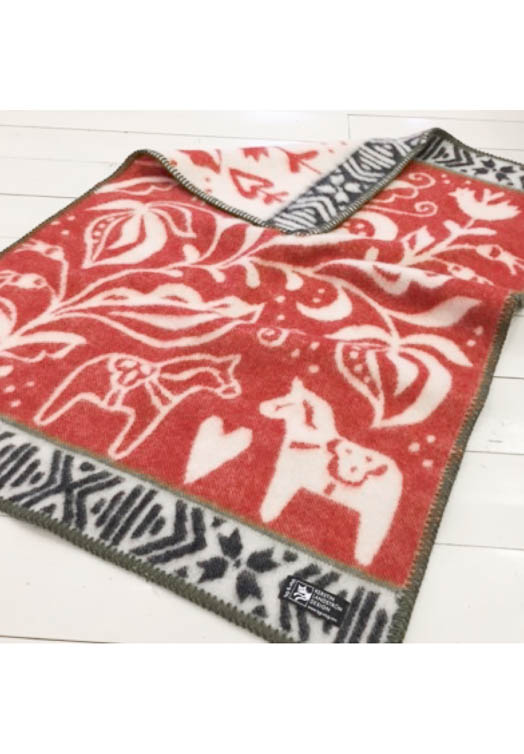 wollen-kinderdeken-dala-paard-kurbits-rood